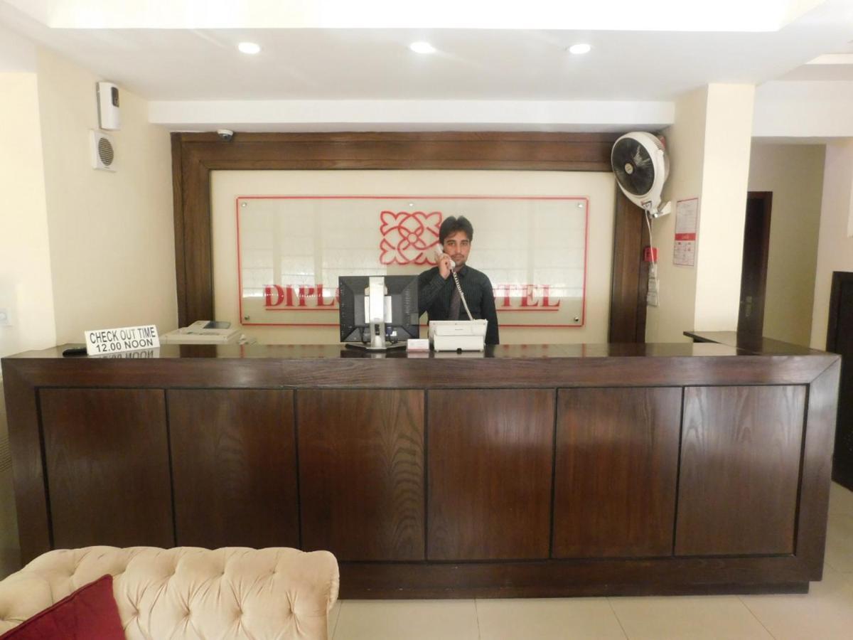 Hotel Diplomat Islamabad Exteriör bild