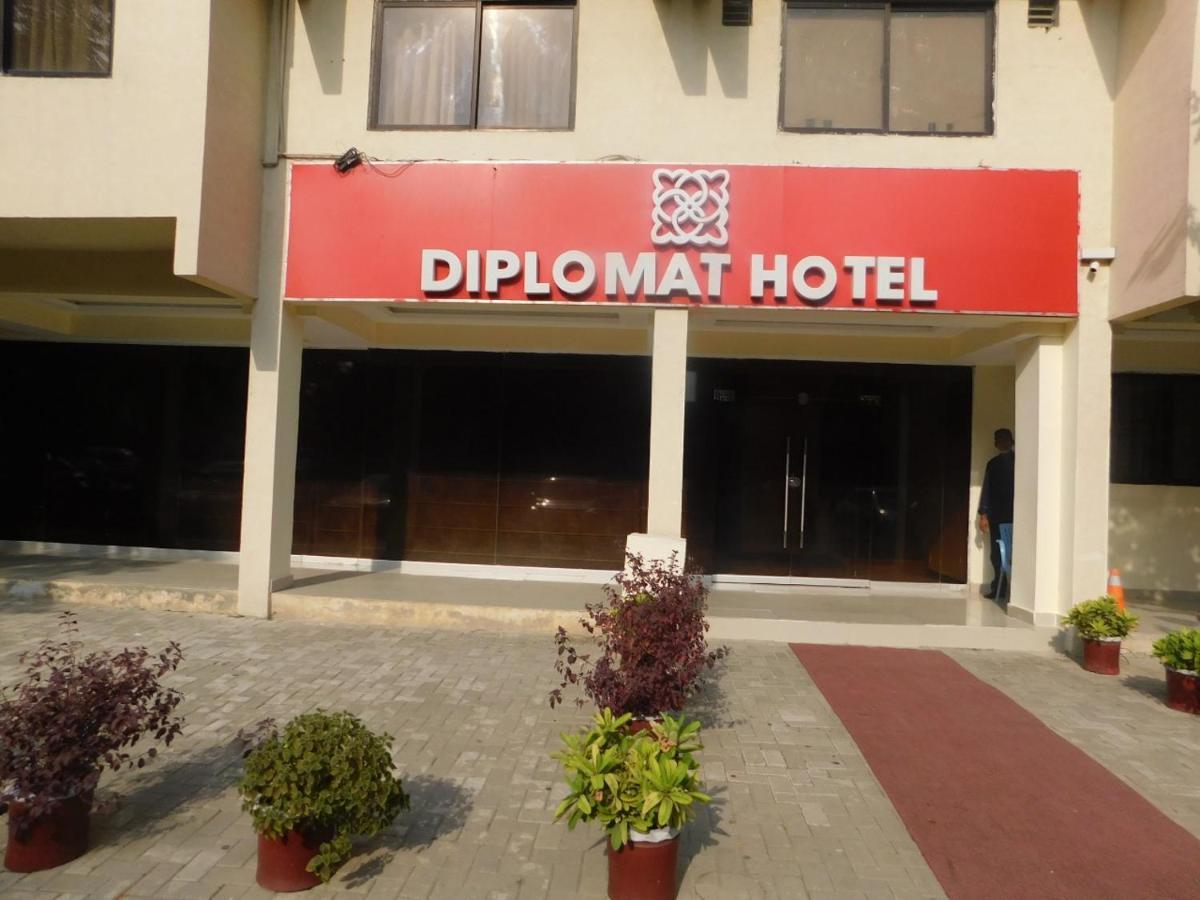 Hotel Diplomat Islamabad Exteriör bild