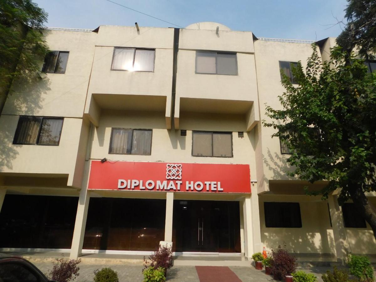 Hotel Diplomat Islamabad Exteriör bild