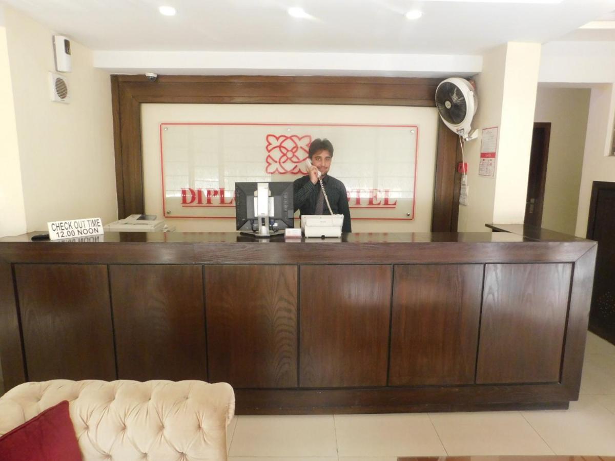 Hotel Diplomat Islamabad Exteriör bild